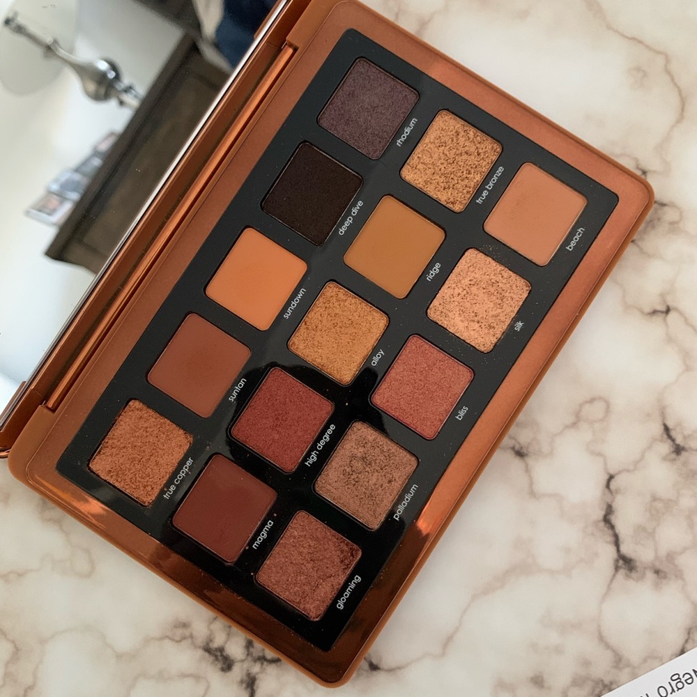 Natasha Denona “Bronze” Eyeshadow Palette